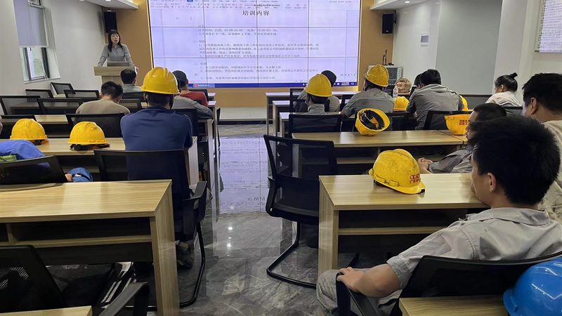 小标题：消防工程师职业背景及重要性