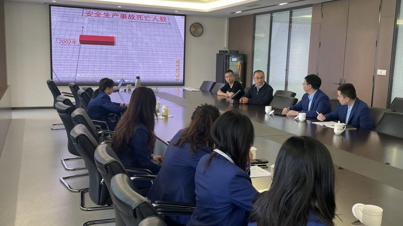 成人教育全日制与非全日制：学制差异与选择指南